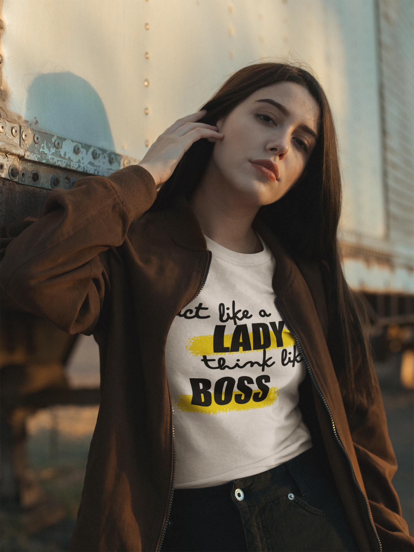 T-Shirt • Act like a LADY