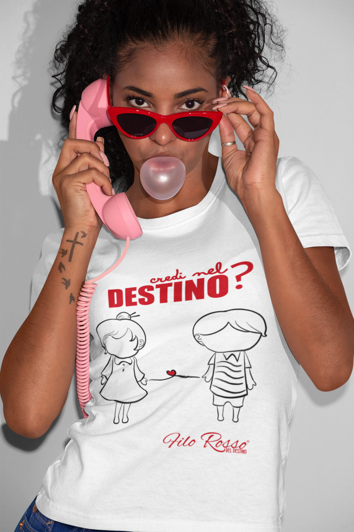 T-Shirt • FILO ROSSO DEL DESTINO