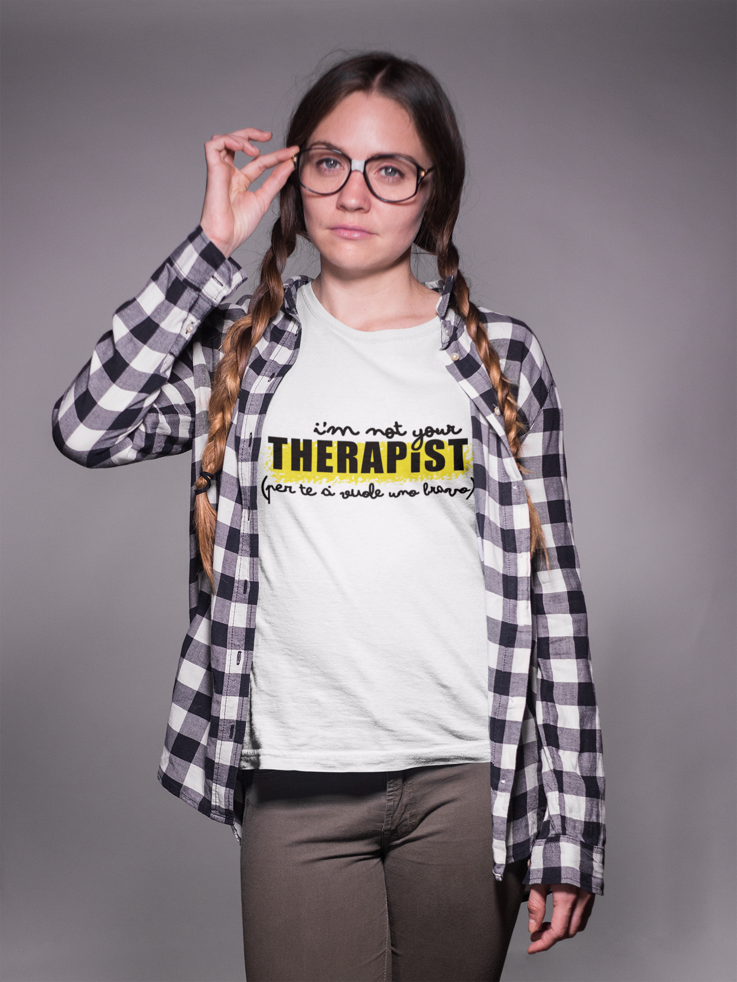 T-Shirt • I'm not your THERAPIST